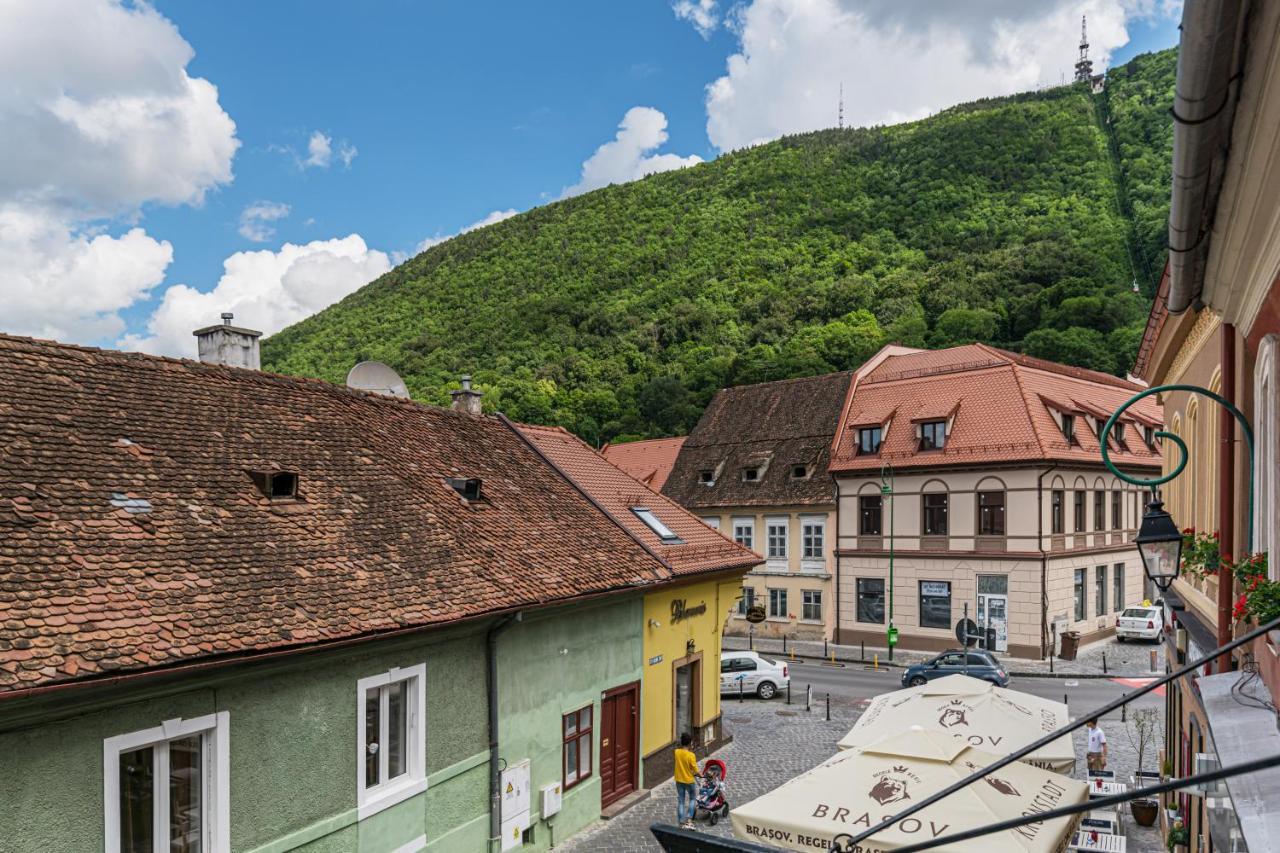 Krone Apartment Braşov Exteriör bild